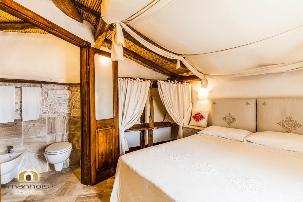 Albergo Diffuso Mannois Орозеи Экстерьер фото